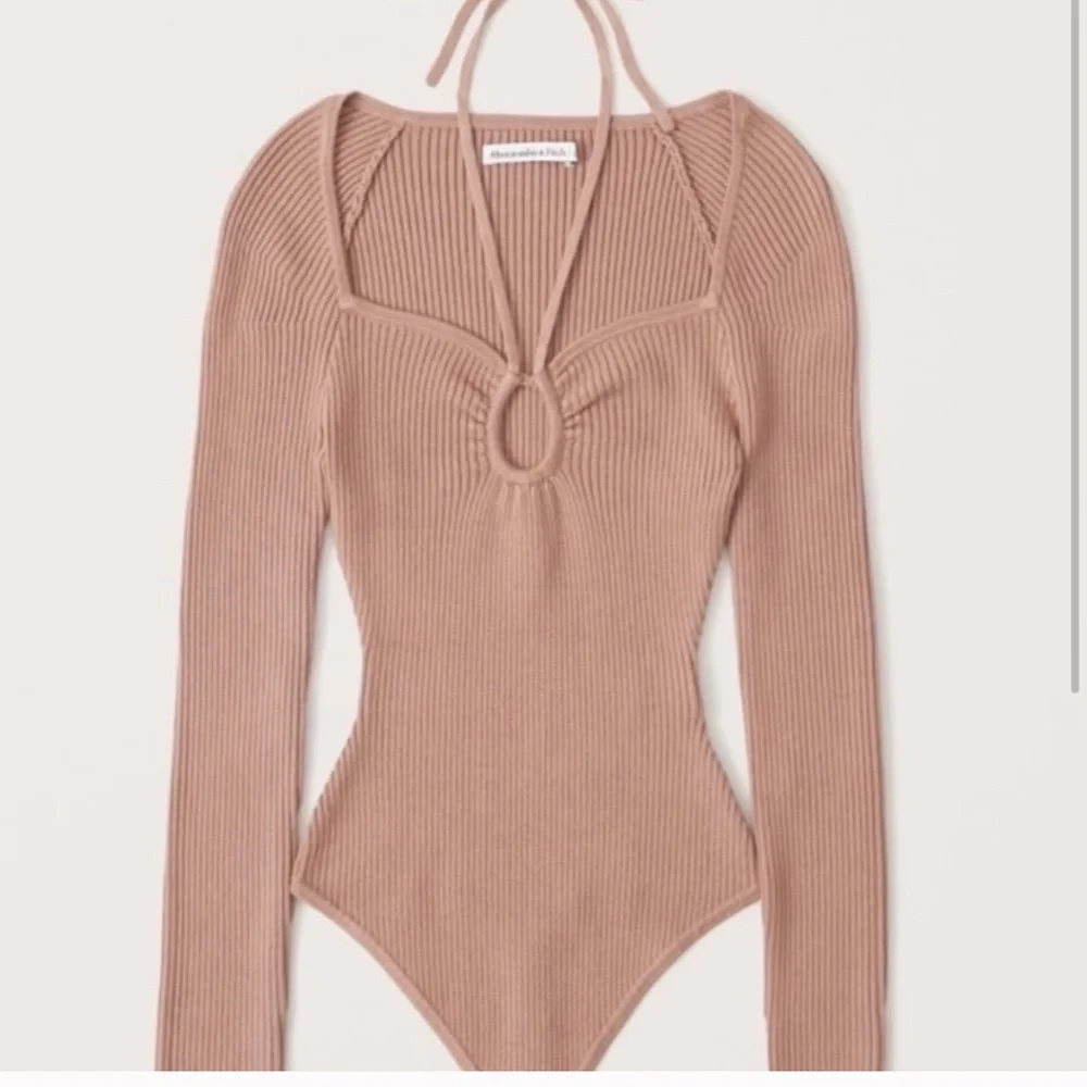 Abercrombie & Fitch Ribbed Bodysuit NWOT - Picture 2 of 4